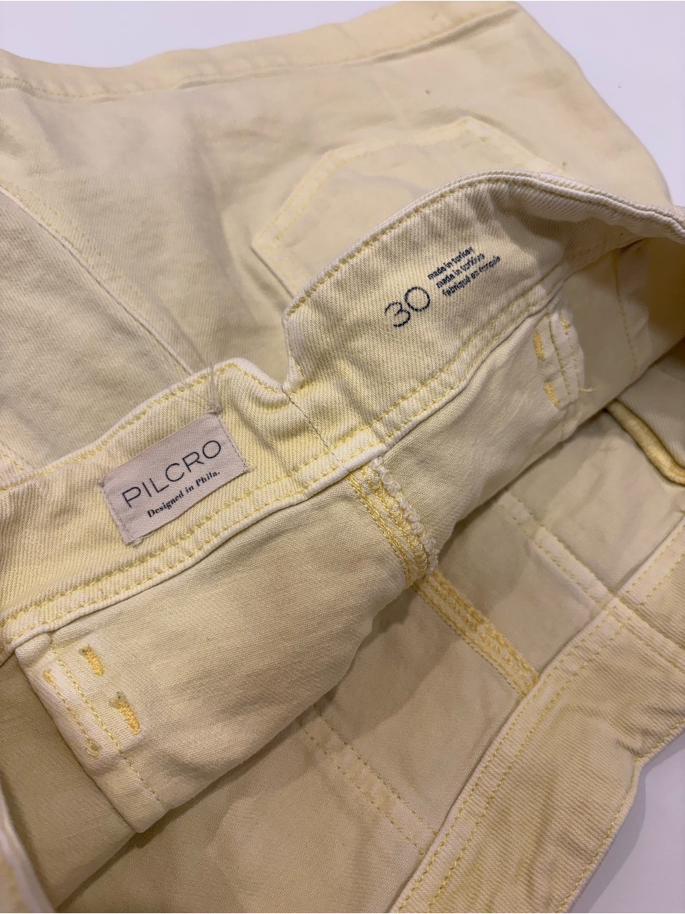 Pilcro The Kit Regenerative Cotton High-Waist Butter Yellow Shorts 30 - Picture 7 of 8